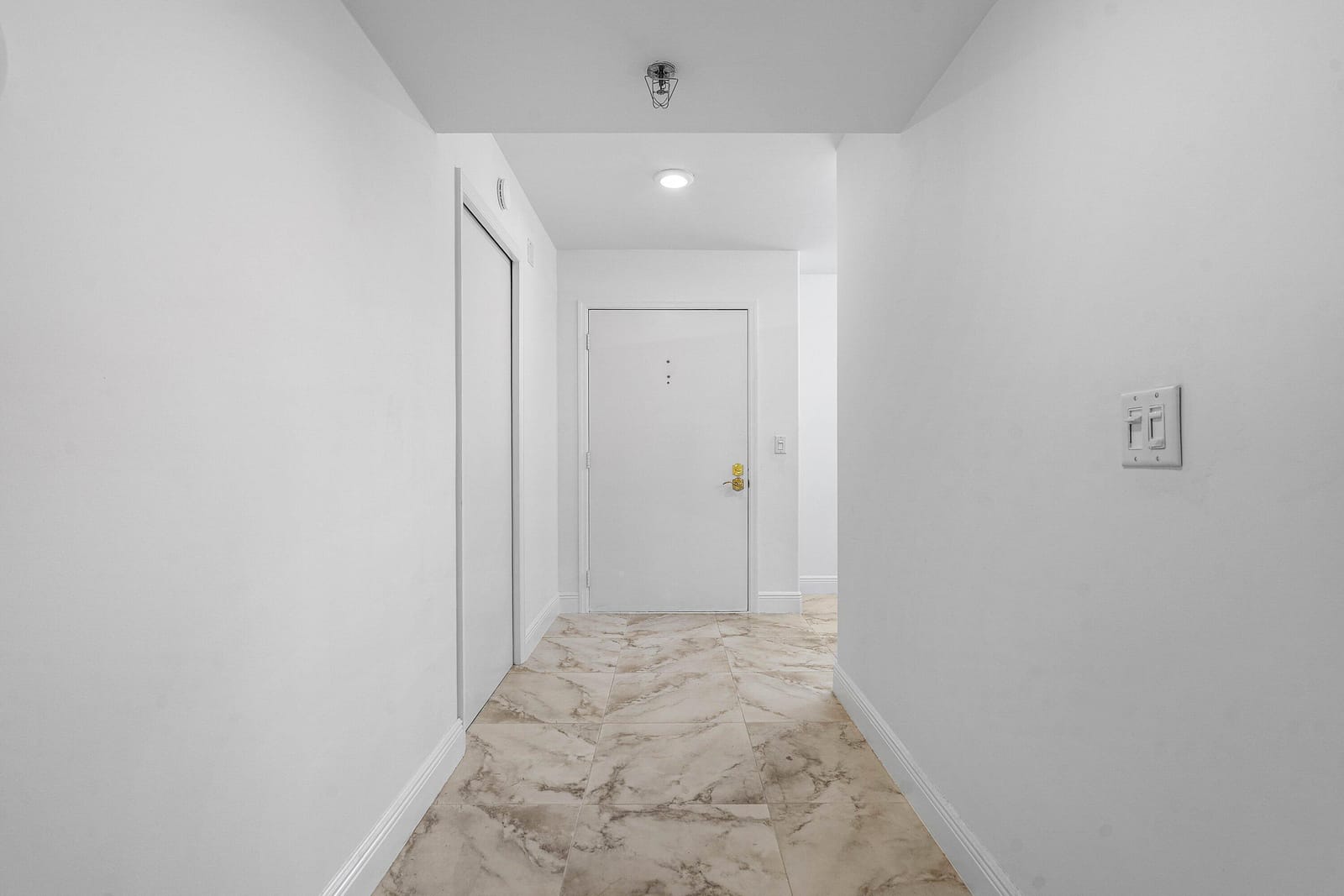 9260 SW 14th Street 2507 — photo 4