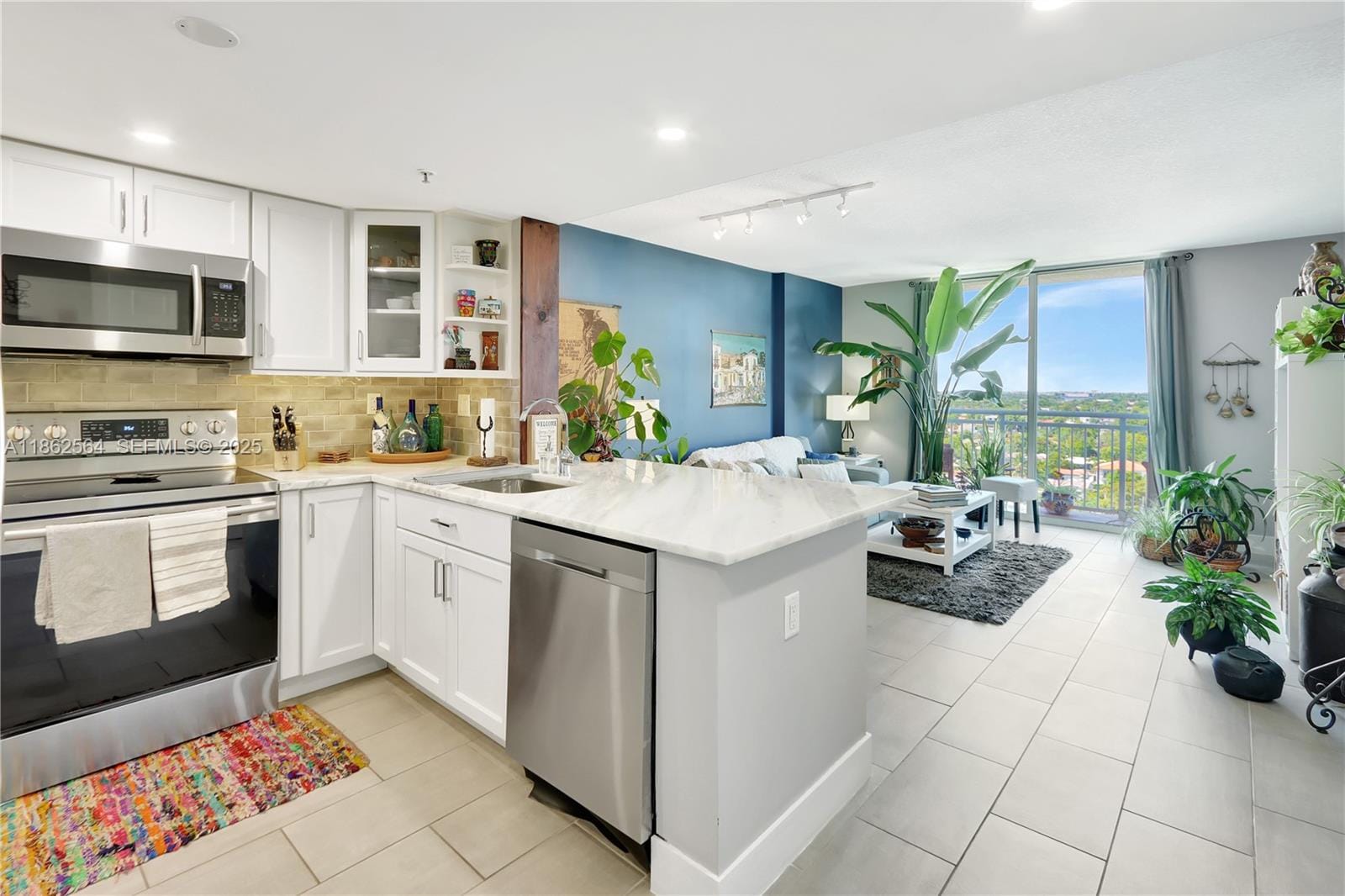 3000 Coral Way 1105 — photo 2
