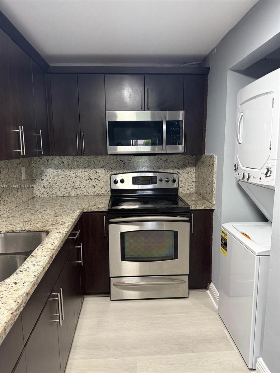 10000 NW 80th Court 2124, Hialeah Gardens, FL 33016 photo 12