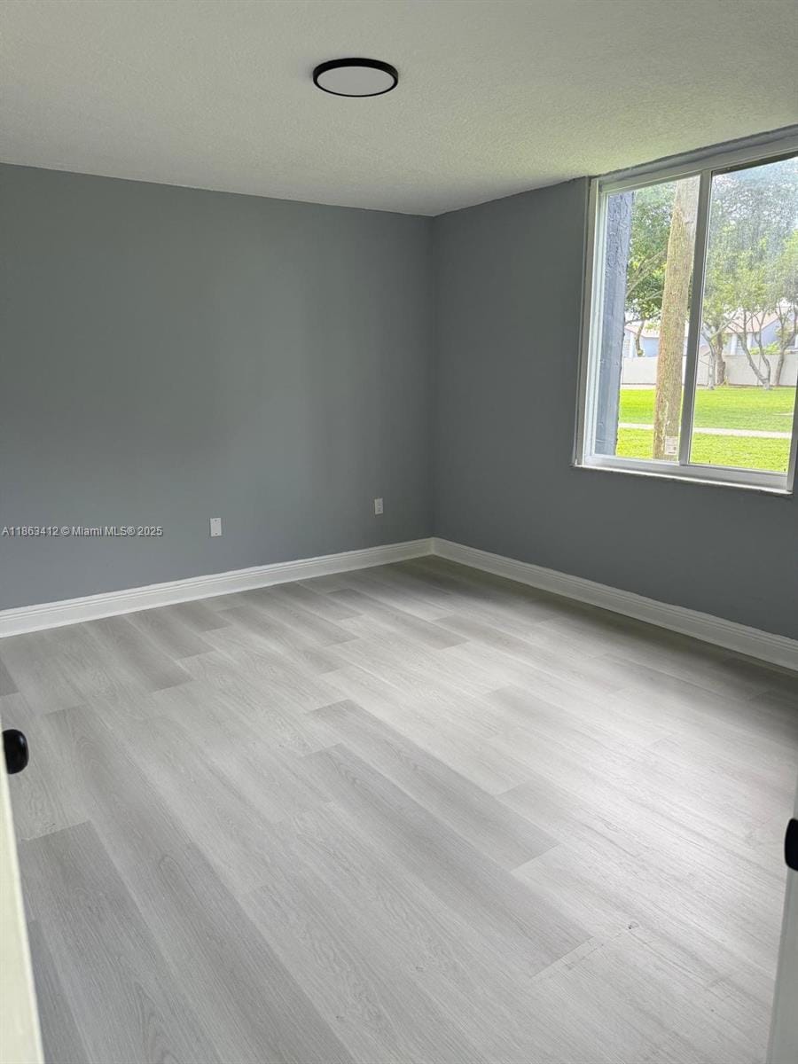 10000 NW 80th Court 2124, Hialeah Gardens, FL 33016 photo 5