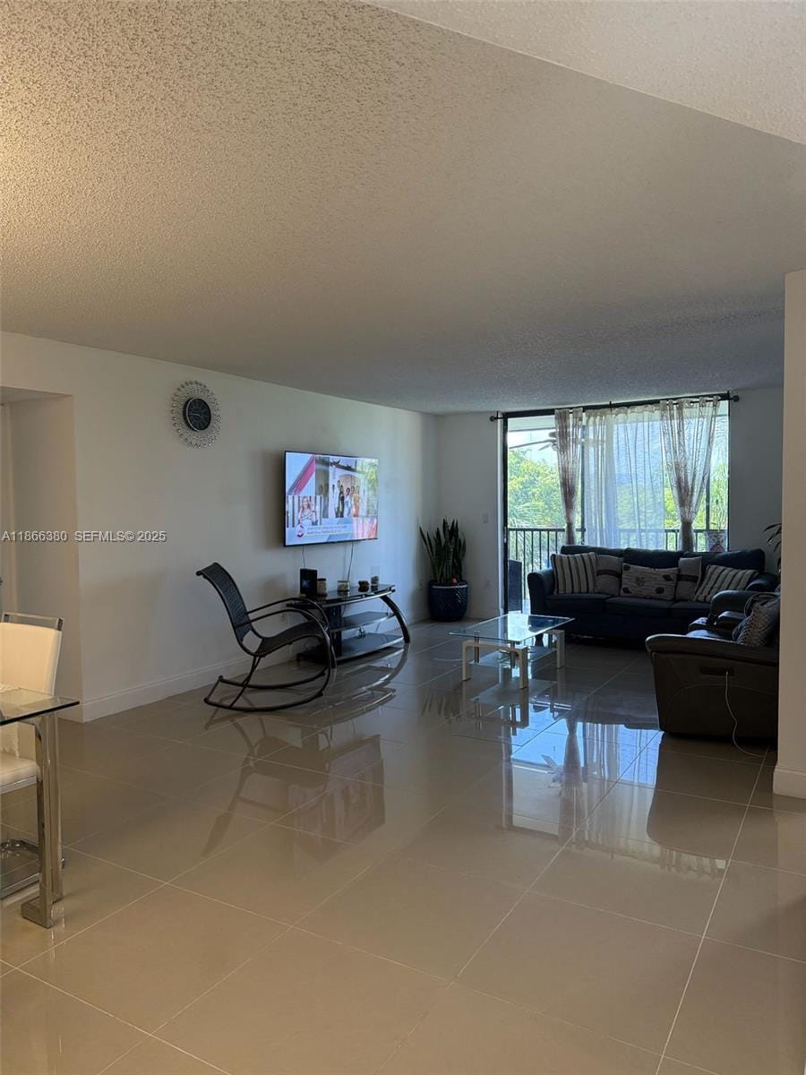 900 NE 195th Street 317, Miami, FL 33179 photo 28