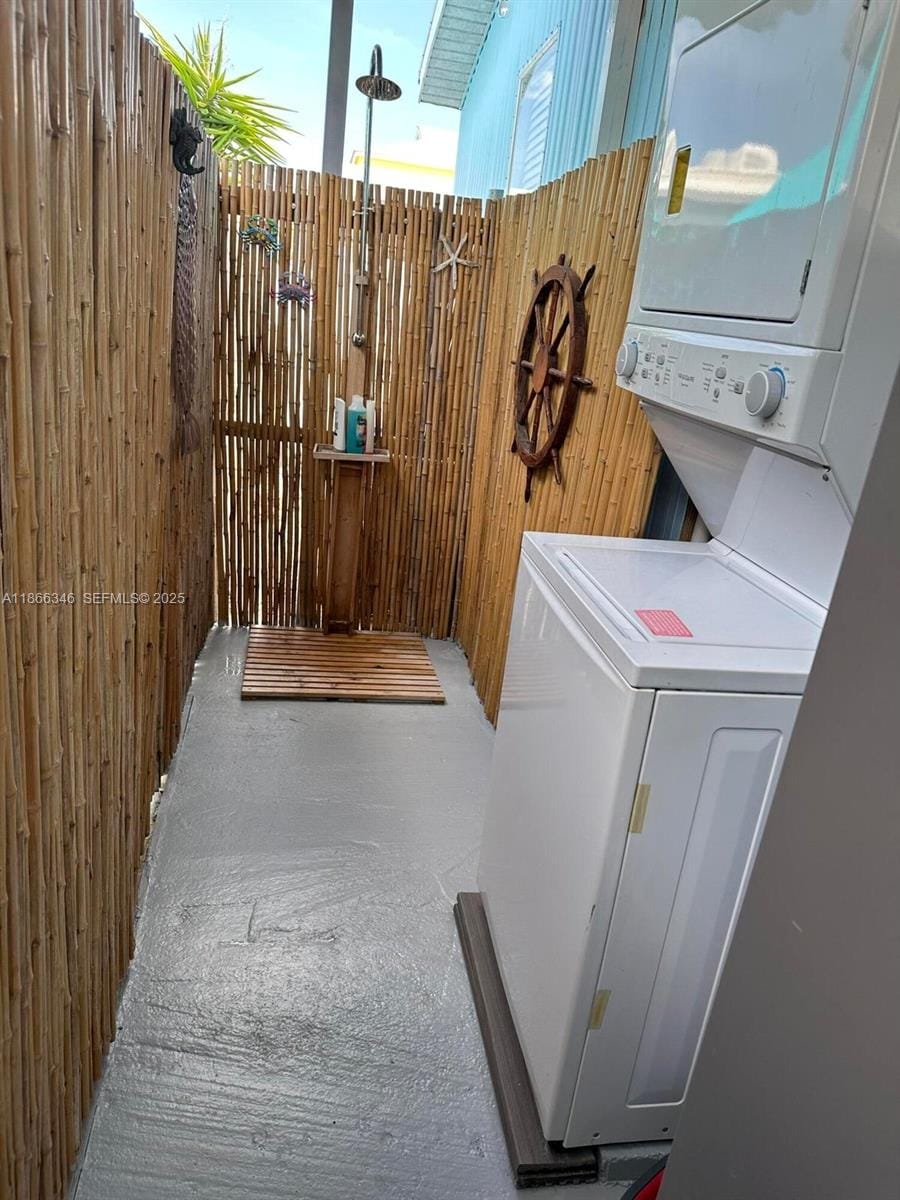 325 Calusa Street 499 — photo 4