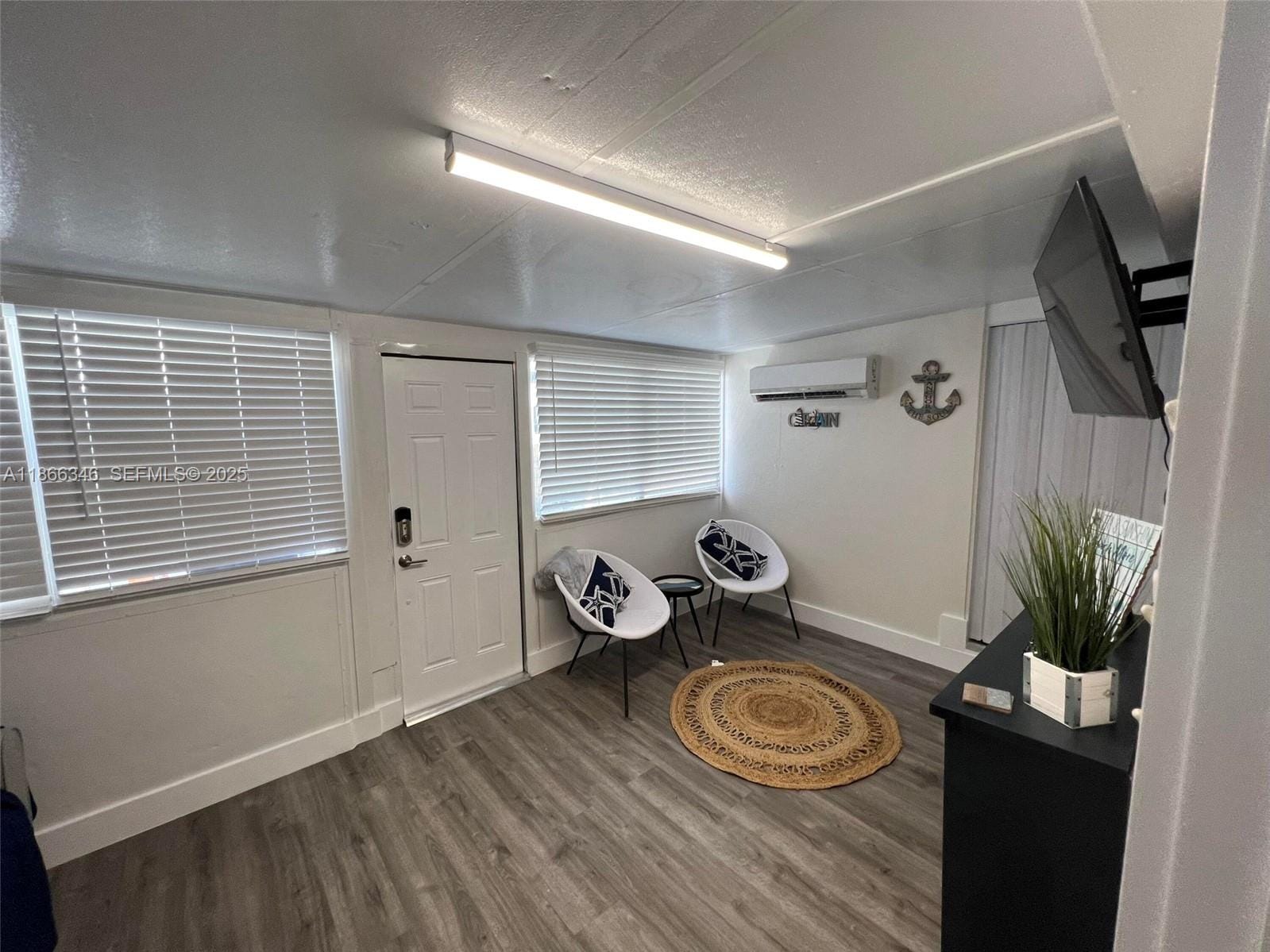 325 Calusa Street 499 — photo 8