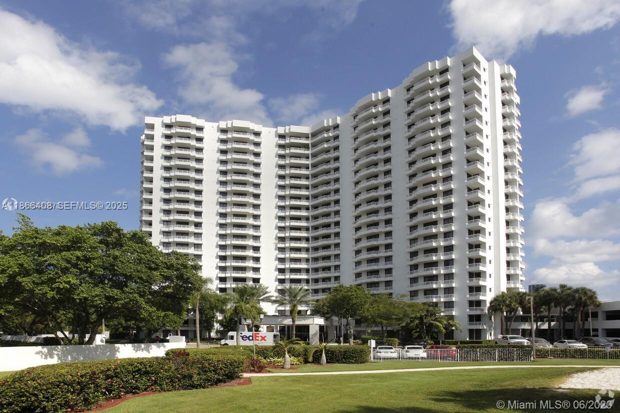 3300 NE 191st Street 1801, Aventura, FL 33180, Aventura