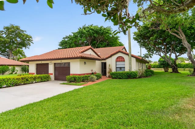 5487 Palm Springs Lane B, Boynton Beach, FL 33437