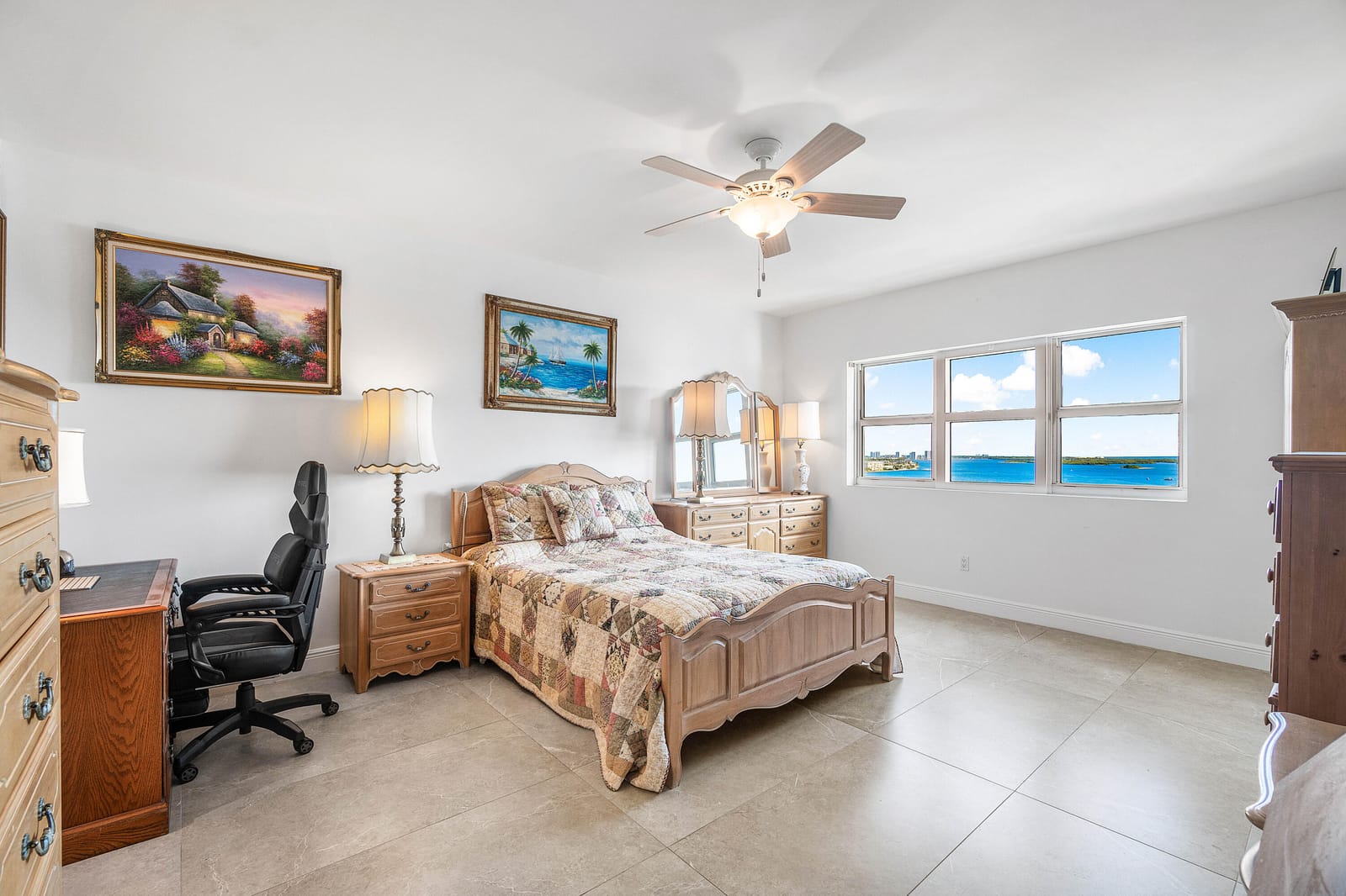 2650 Lake Shore Drive 1705 — photo 11