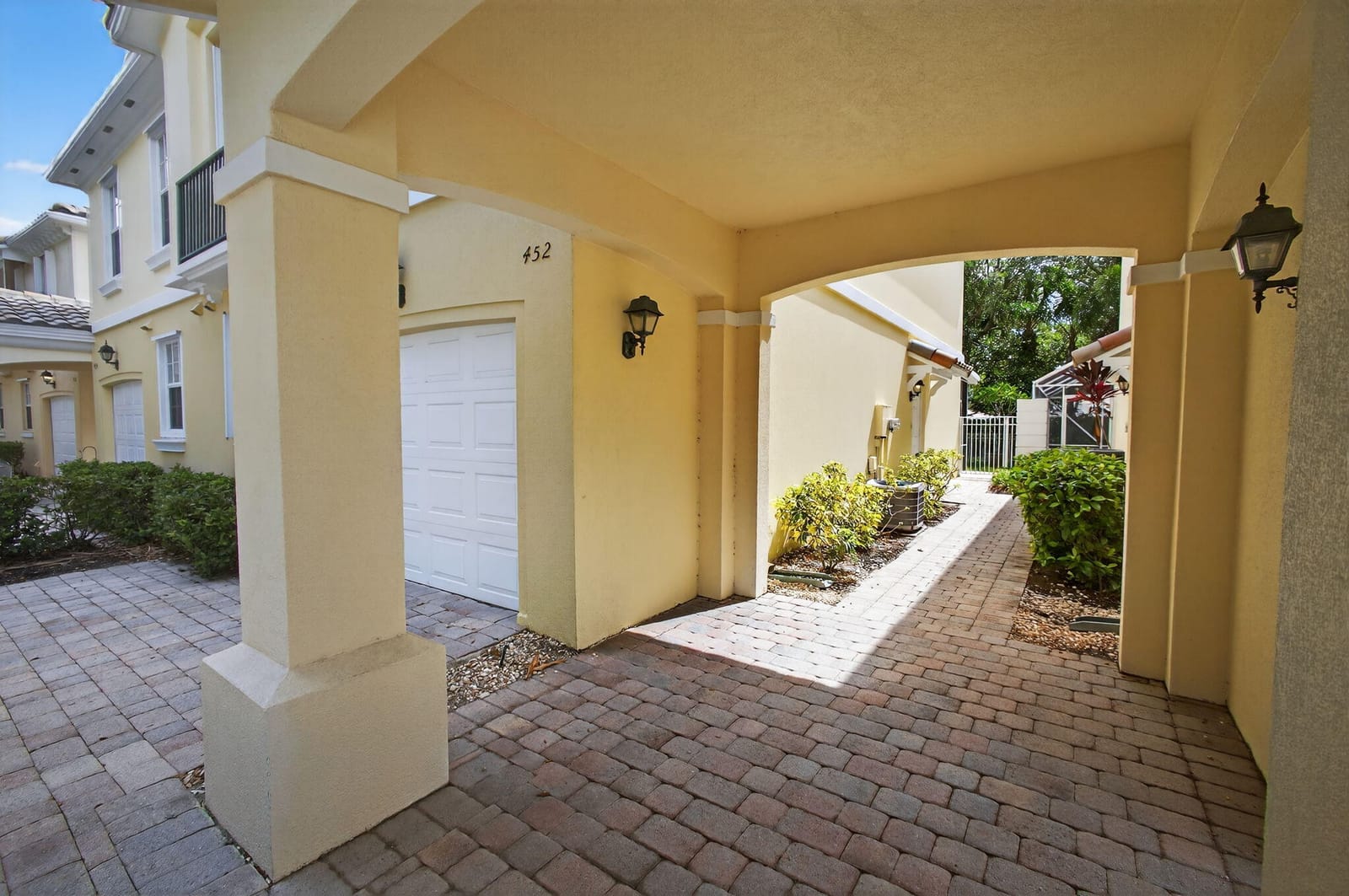 452 Capistrano Drive, Palm Beach Gardens, FL 33410 photo 5