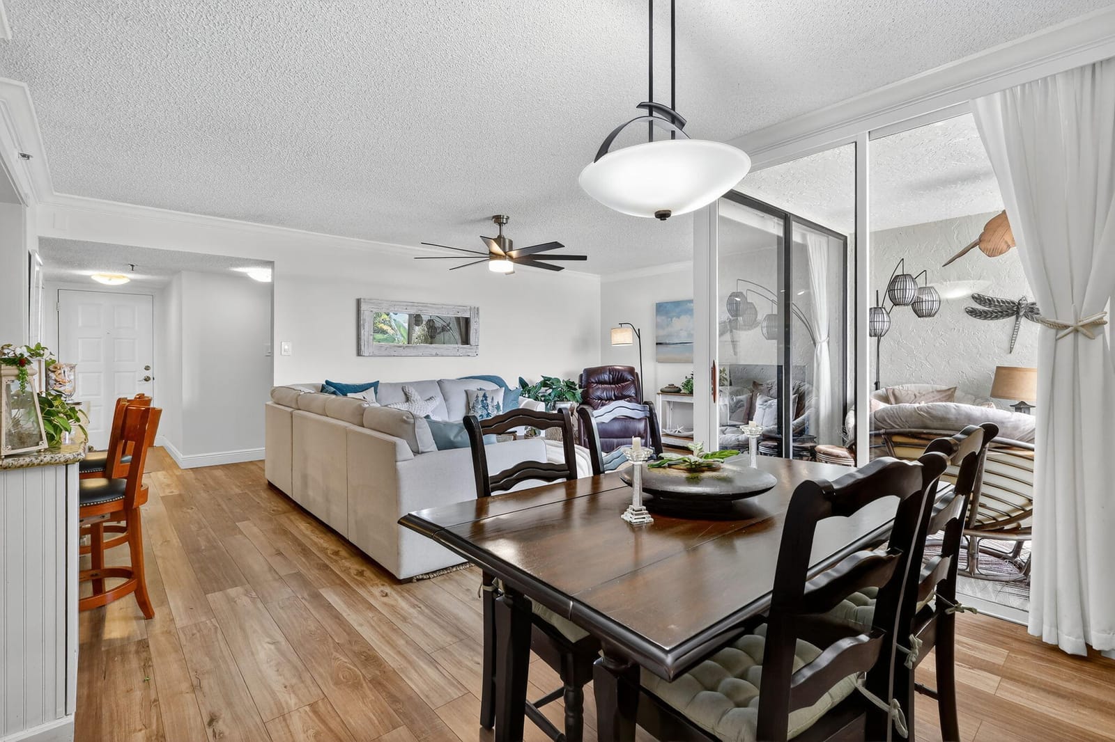 1915 Lavers Circle E207 — photo 8