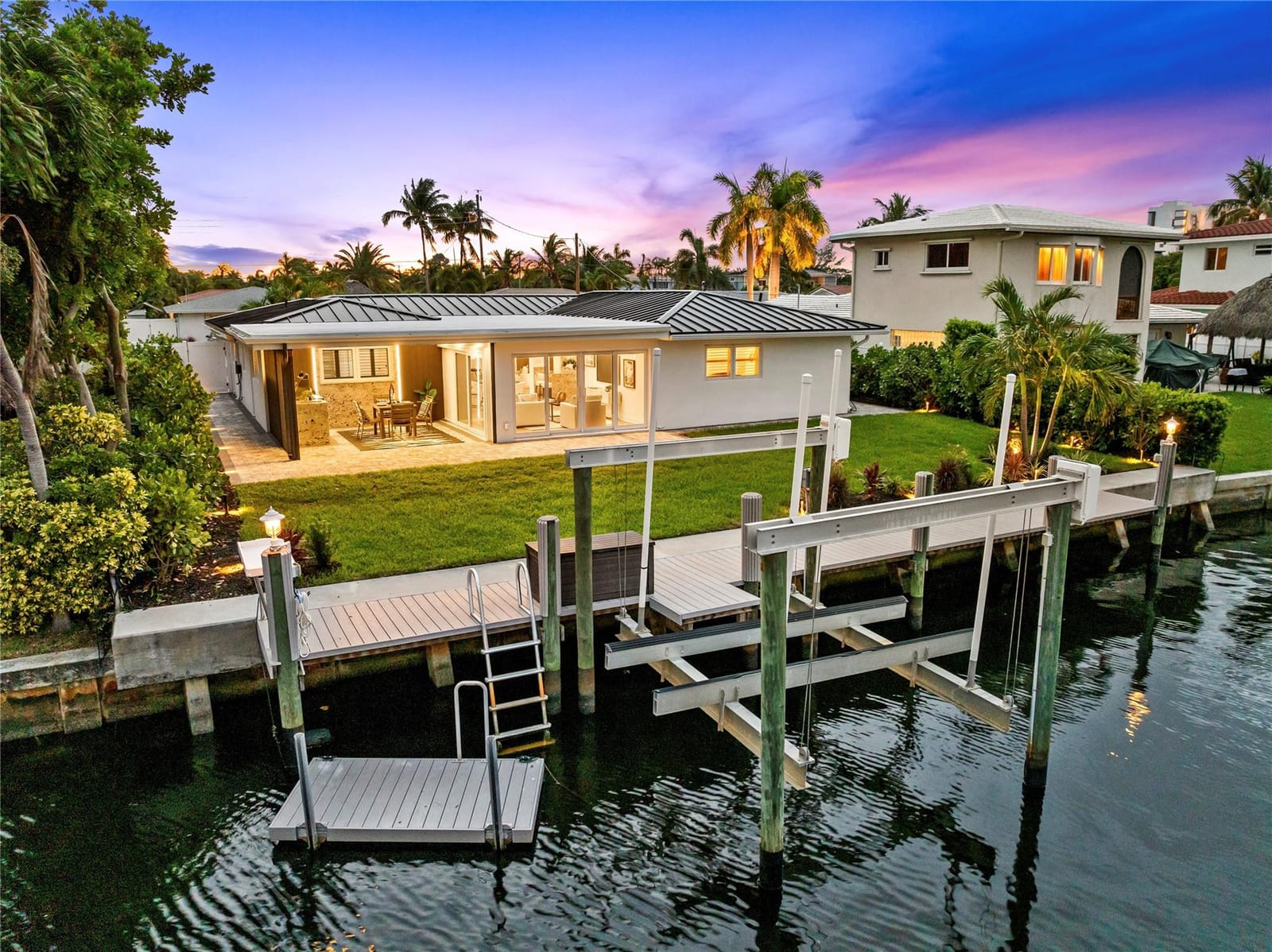 258 SE 3rd Terrace, Pompano Beach, FL 33060 photo 2