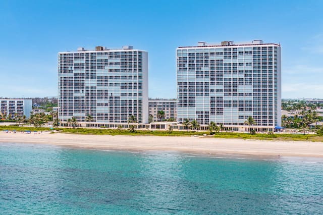 2800 S Ocean Boulevard 4-E, sold in Ocean Towers Condo, Boca Raton, FL