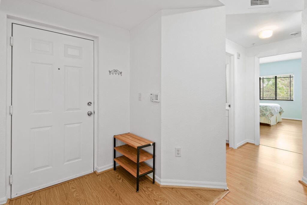 2727 Anzio Court 307 — photo 2