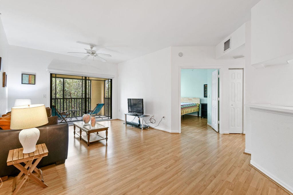 2727 Anzio Court 307 — photo 3