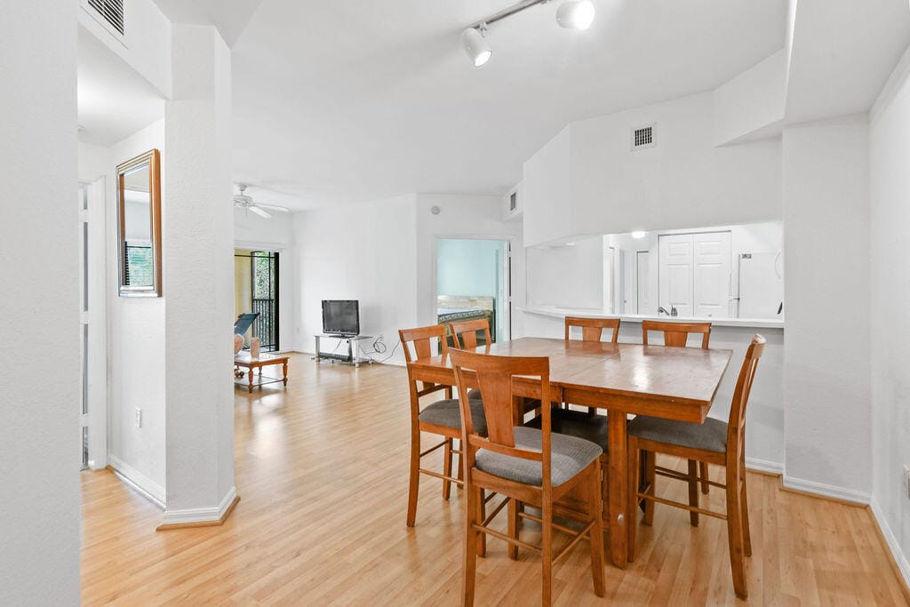 2727 Anzio Court 307 — photo 6