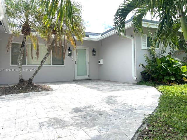 1120 SE 6th Terrace, Pompano Beach, FL 33060