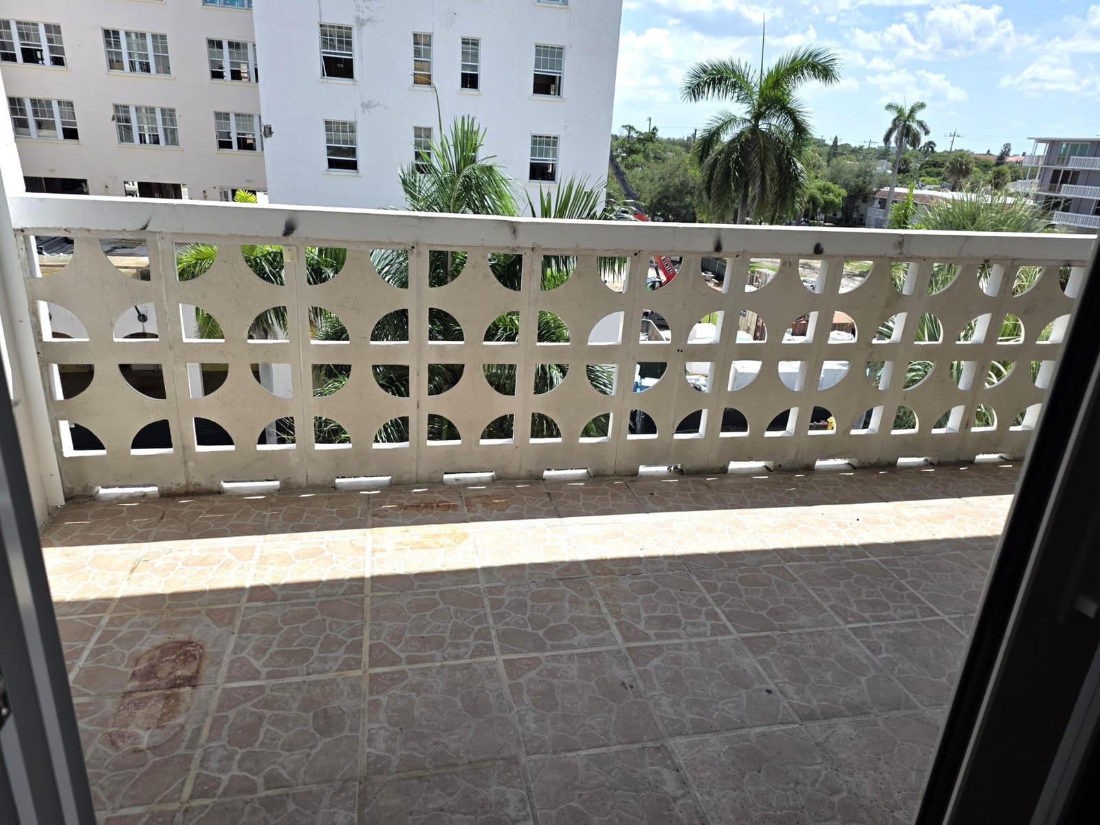 1 N Golfview Road 500 — photo 11