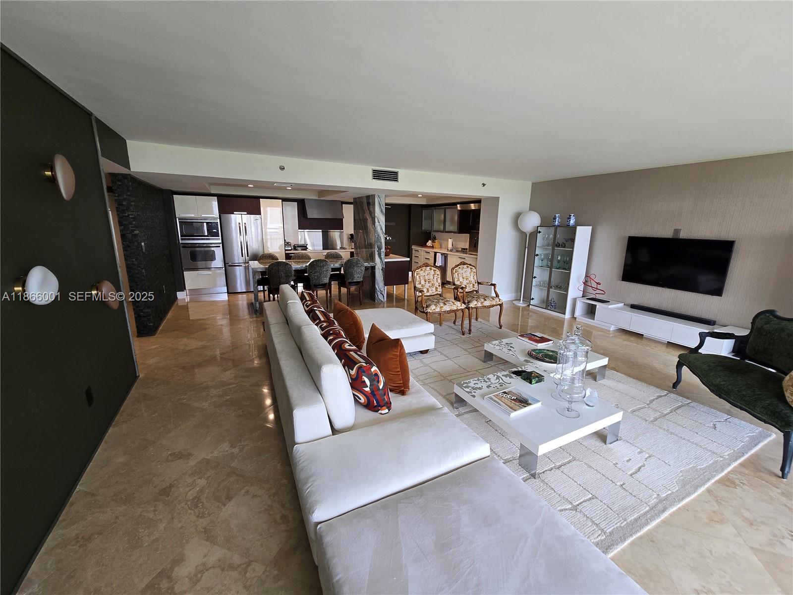 11113 Biscayne Boulevard 854, Miami, FL 33181, Miami
