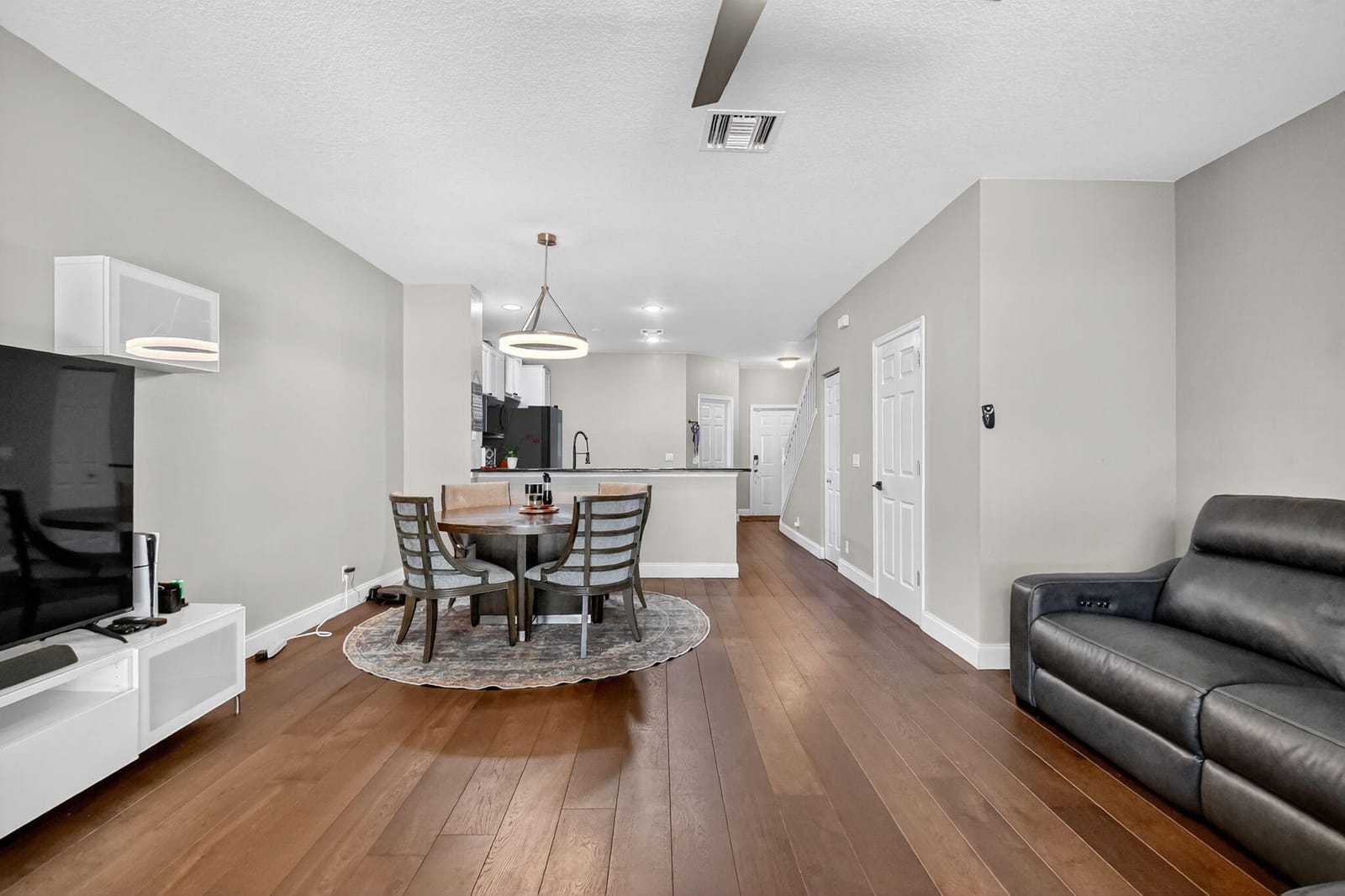 9663 Lago Drive — photo 8