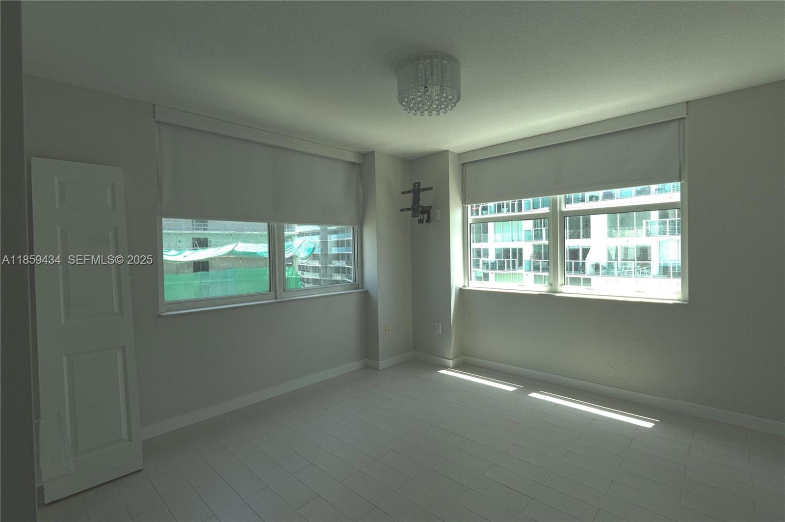 31 SE 5th Street 2610, Miami, FL 33131 photo 20
