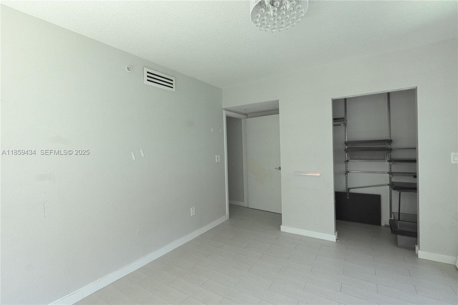 31 SE 5th Street 2610, Miami, FL 33131 photo 22
