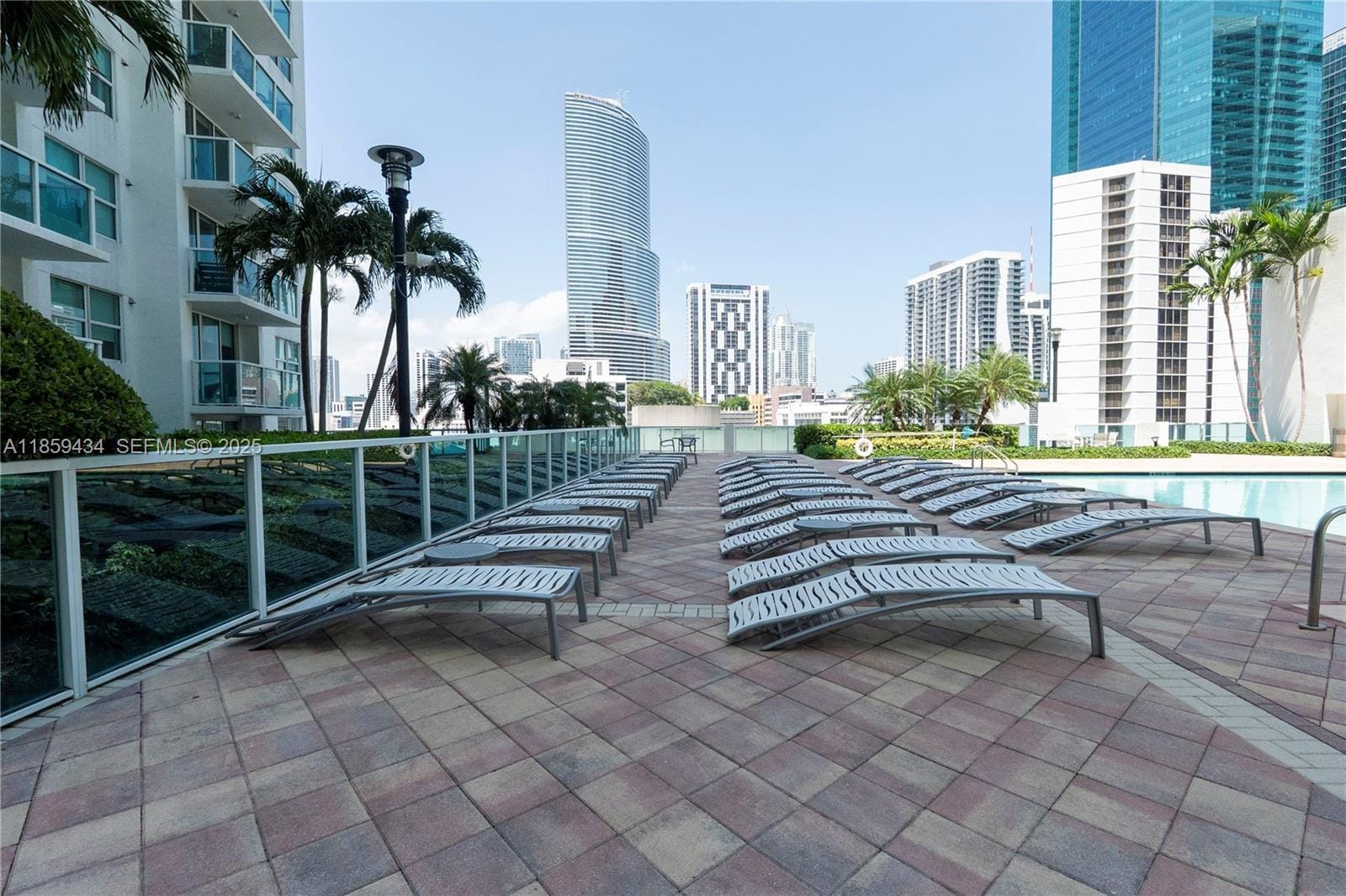 31 SE 5th Street 2610, Miami, FL 33131 photo 4