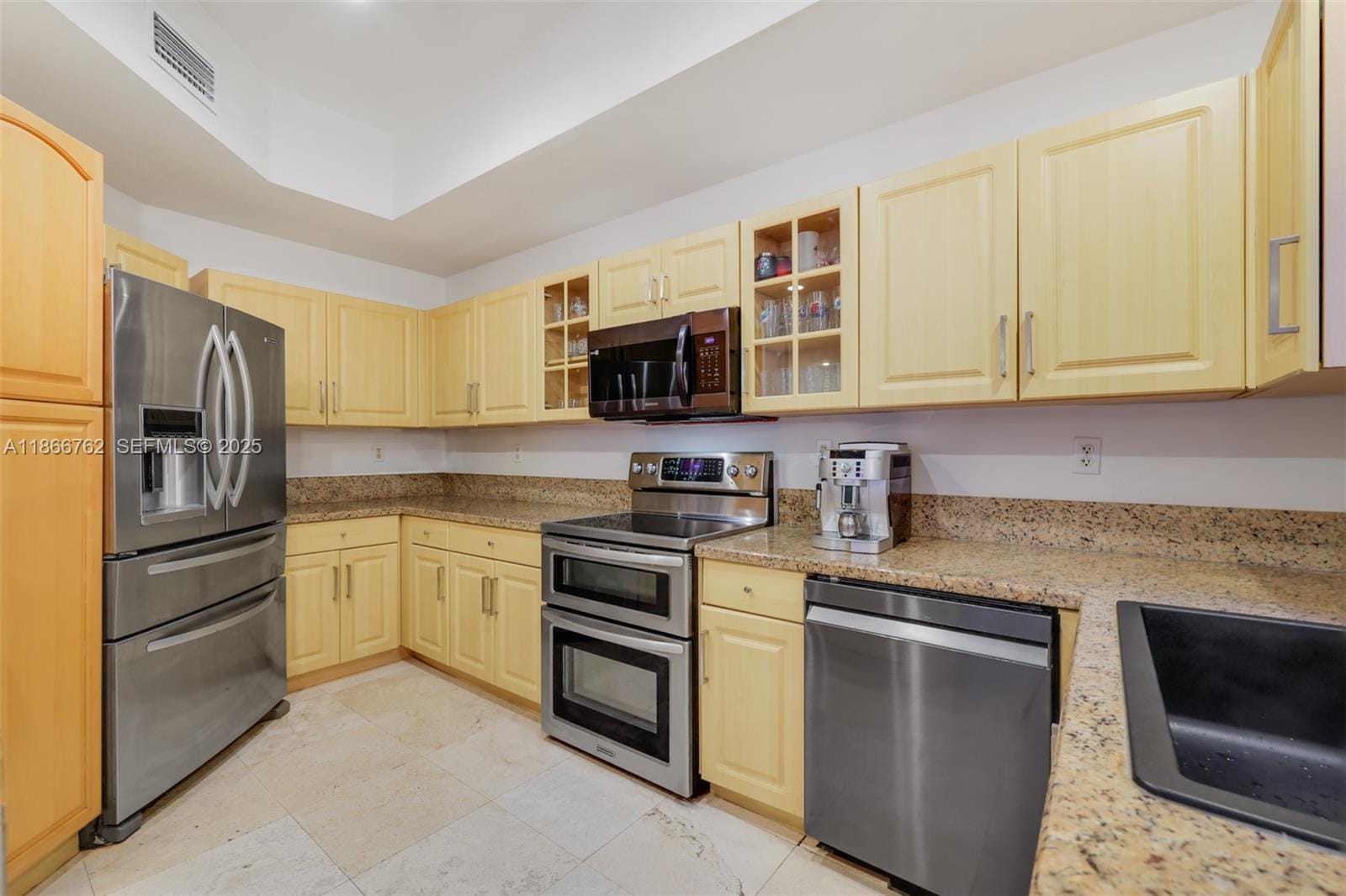 1426 Milan Avenue — photo 10