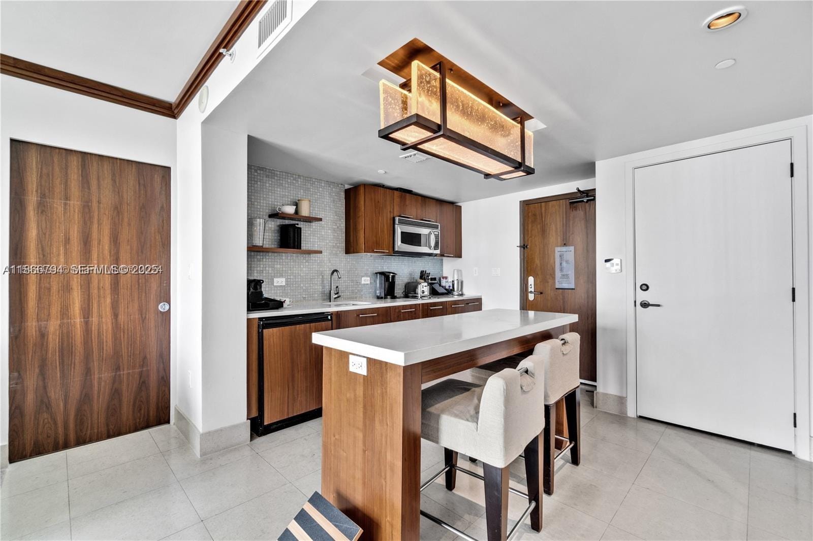 6801 Collins Avenue 818 — photo 12