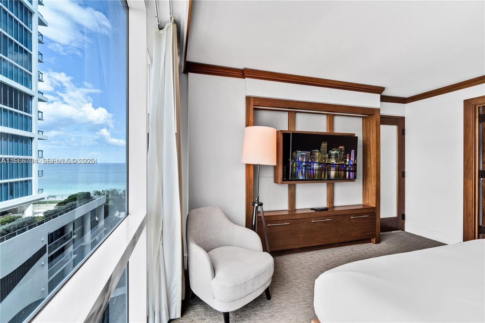 6801 Collins Avenue 818, Miami Beach, FL 33141 photo 21