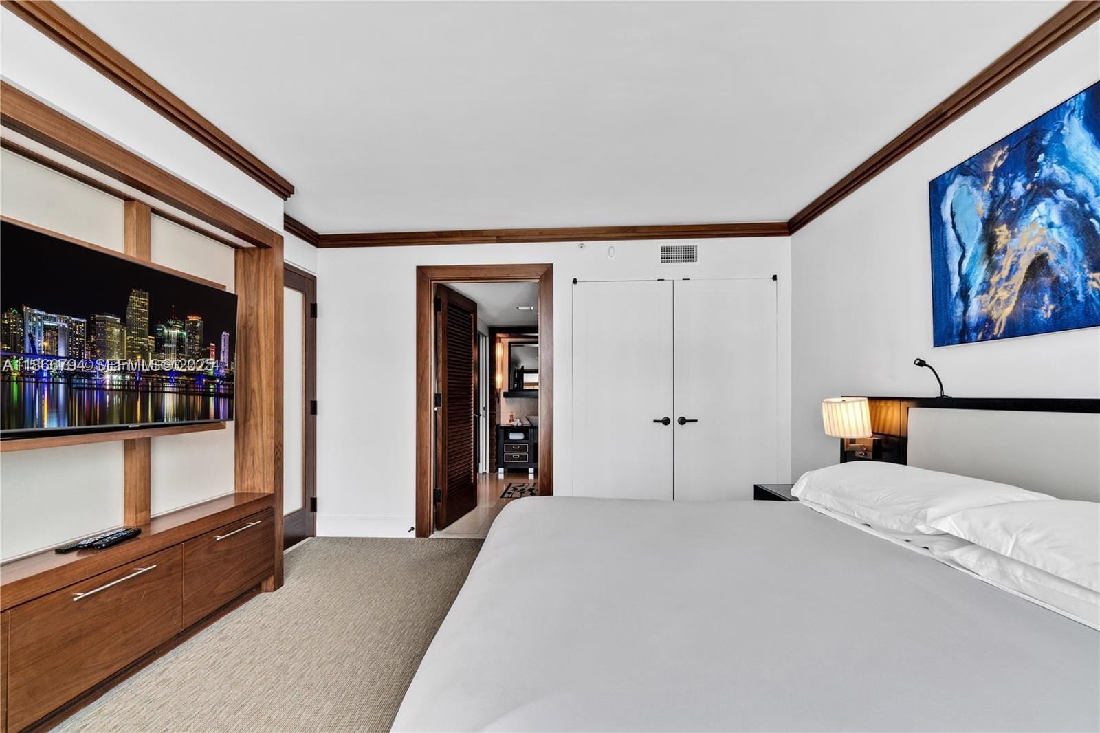 6801 Collins Avenue 818, Miami Beach, FL 33141 photo 24