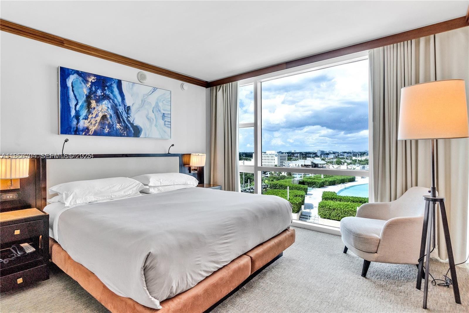6801 Collins Avenue 818 — photo 4