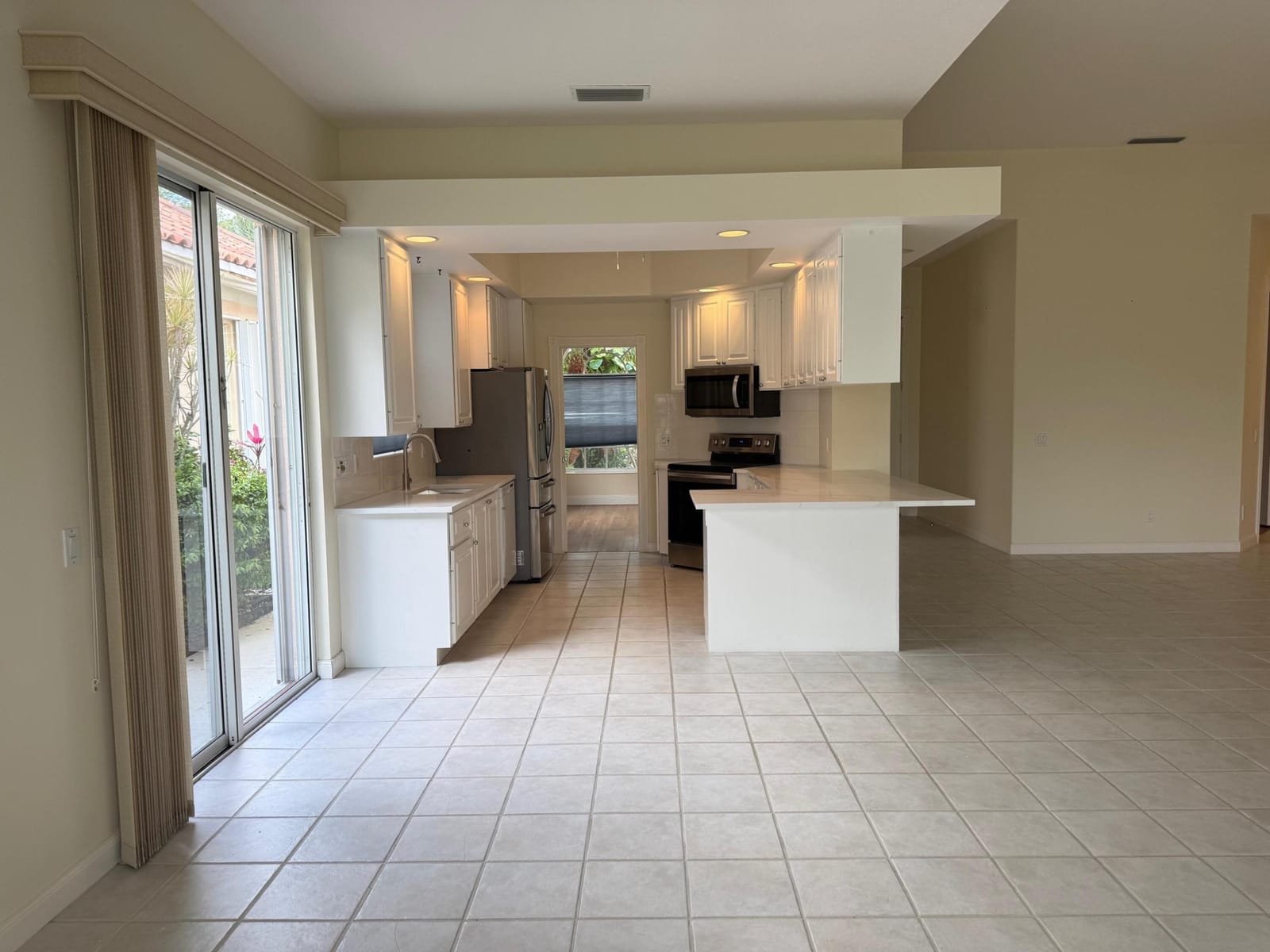 2541 Kittbuck Way, West Palm Beach, FL 33411 photo 6