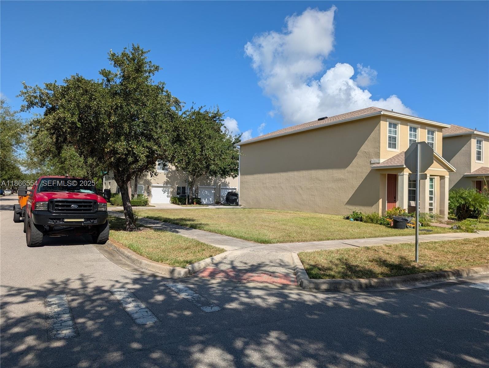 2301 SE Tavares Drive — photo 3