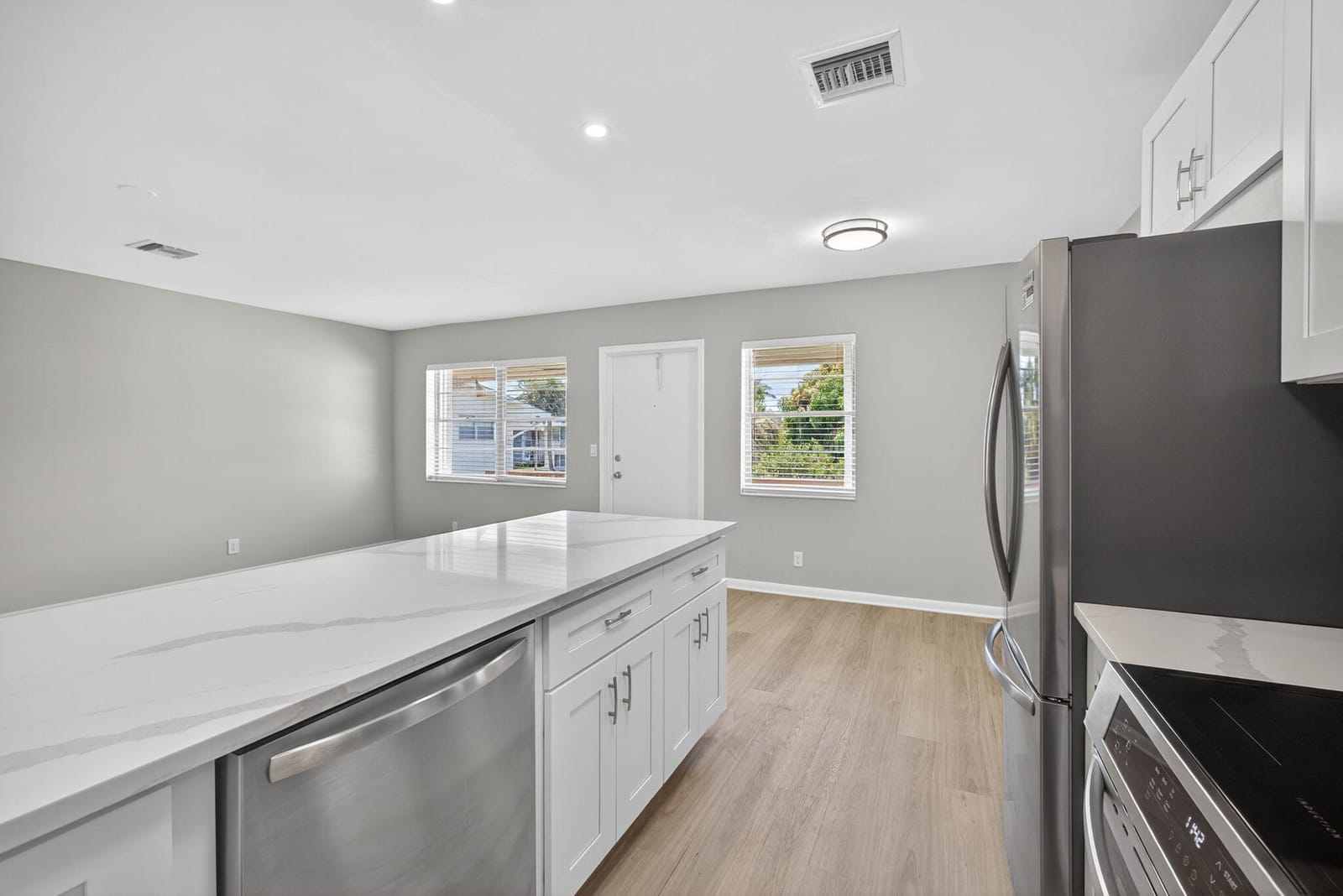 42 Easthampton B — photo 12
