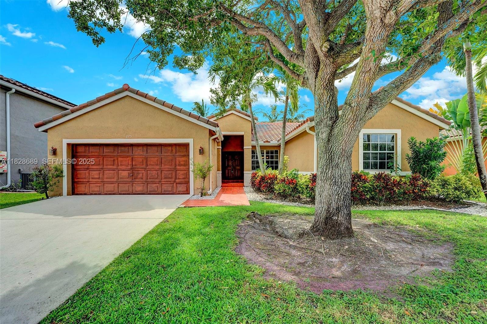 275 SW 198th Terrace, Pembroke Pines, FL 33029