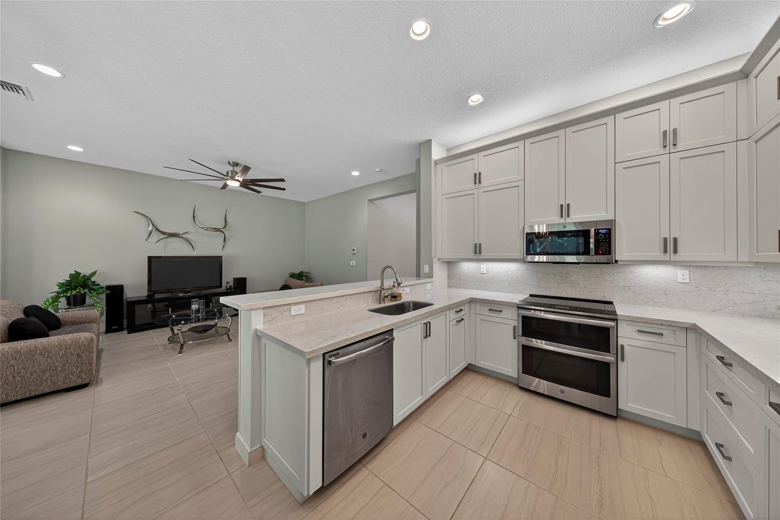 12578 Crested Butte Avenue — photo 11
