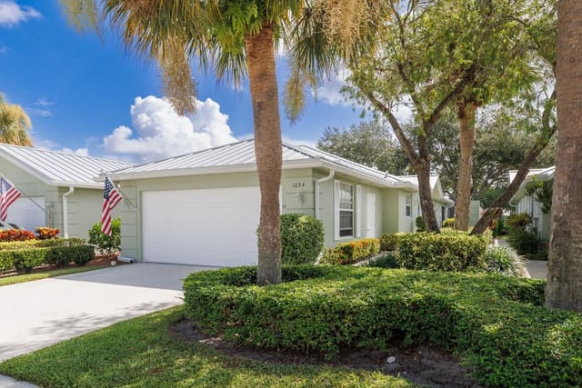 1654 SW Waterfall Boulevard, Palm City, FL 34990