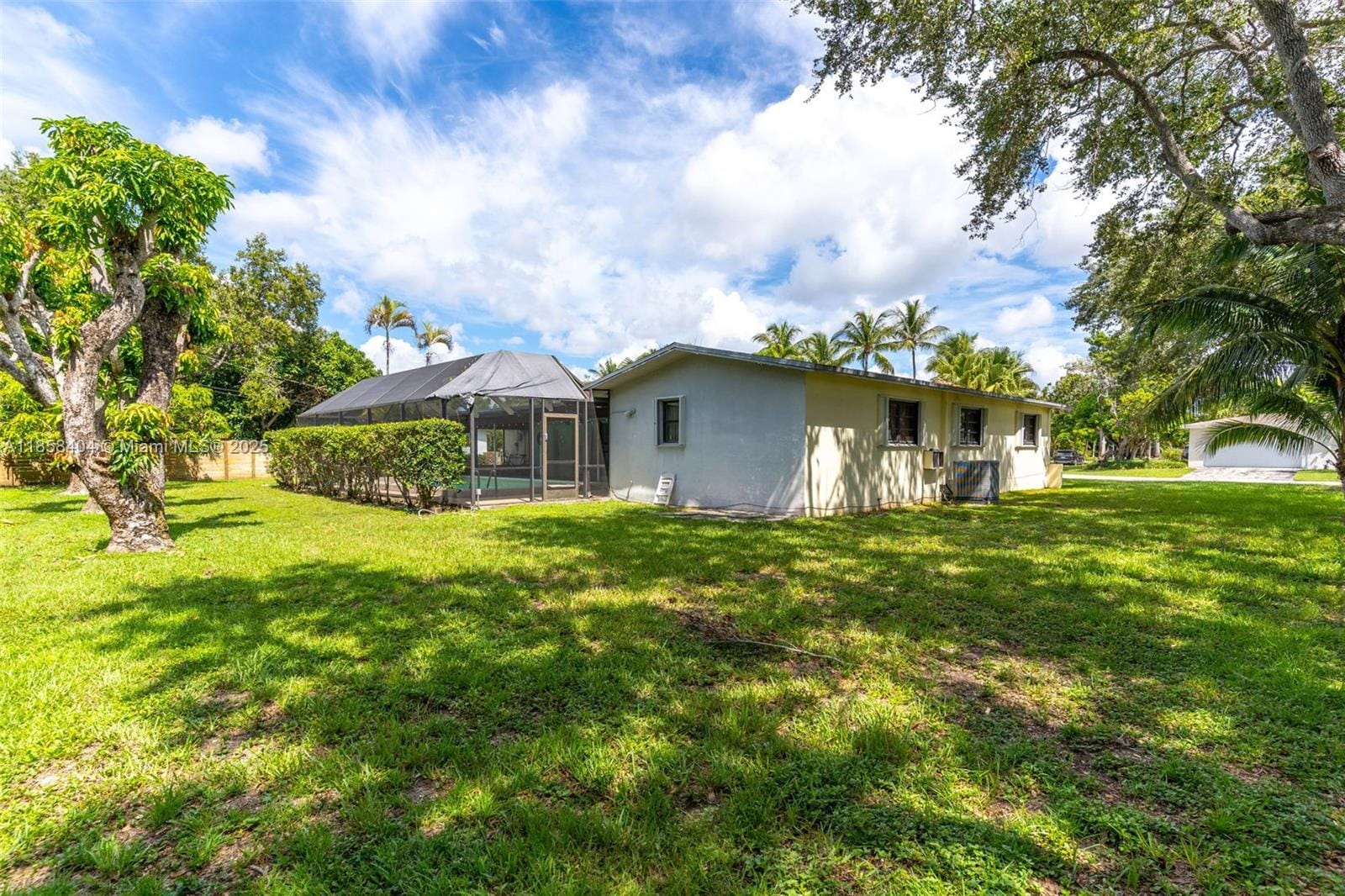 8340 SW 154th Terrace, Palmetto Bay, FL 33157 photo 2