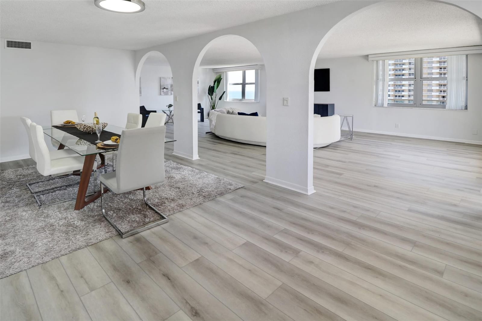 1912 S Ocean Drive 10B — photo 7