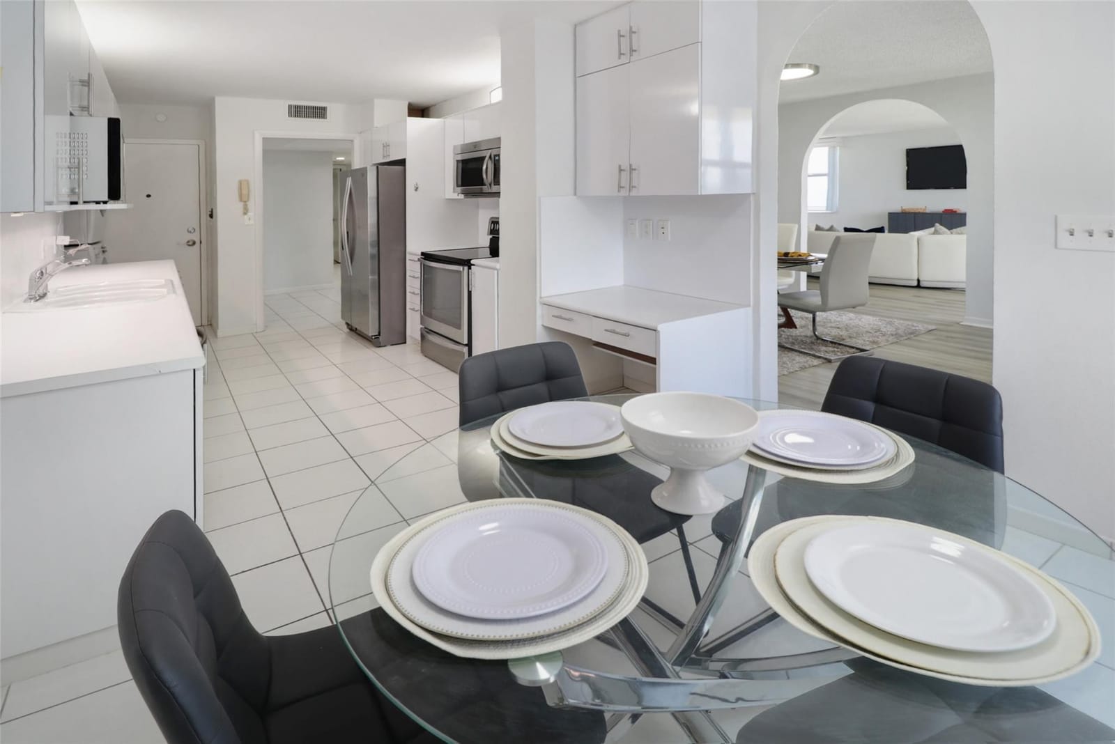 1912 S Ocean Drive 10B — photo 10