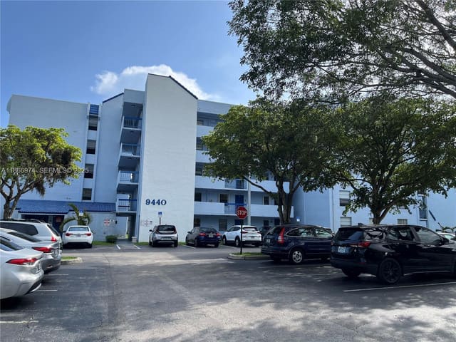 9440 Fontainebleau Boulevard 101, sold in Bleau Grotto Condo, Miami, FL