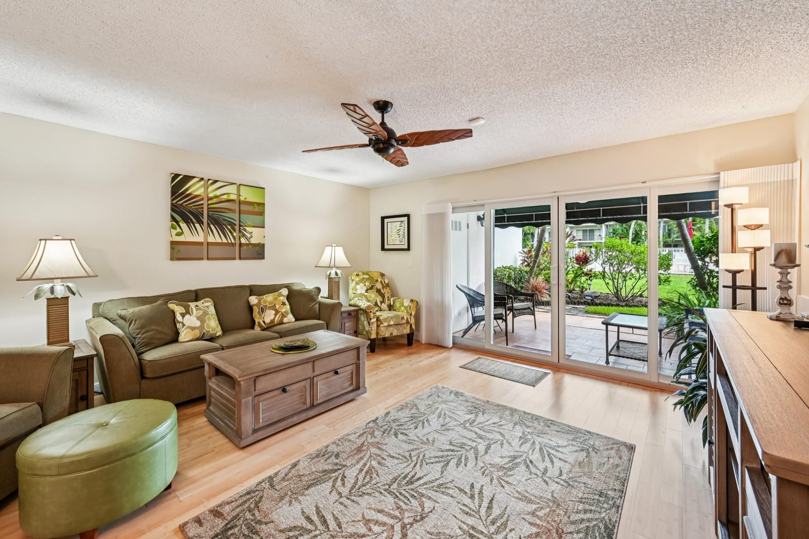 398 Golfview Road G, North Palm Beach, FL 33408