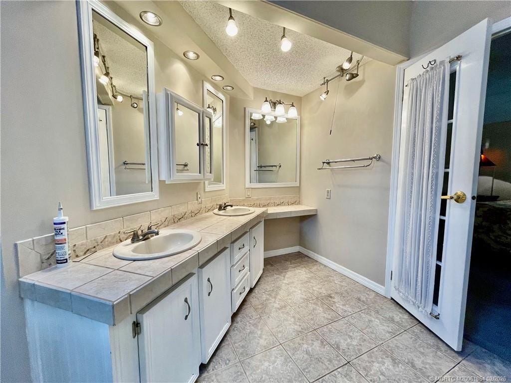 16372 SW Indianwood Circle, Indiantown, FL 34956 photo 23