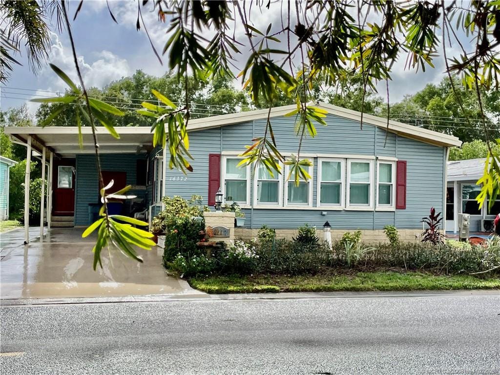 16372 SW Indianwood Circle