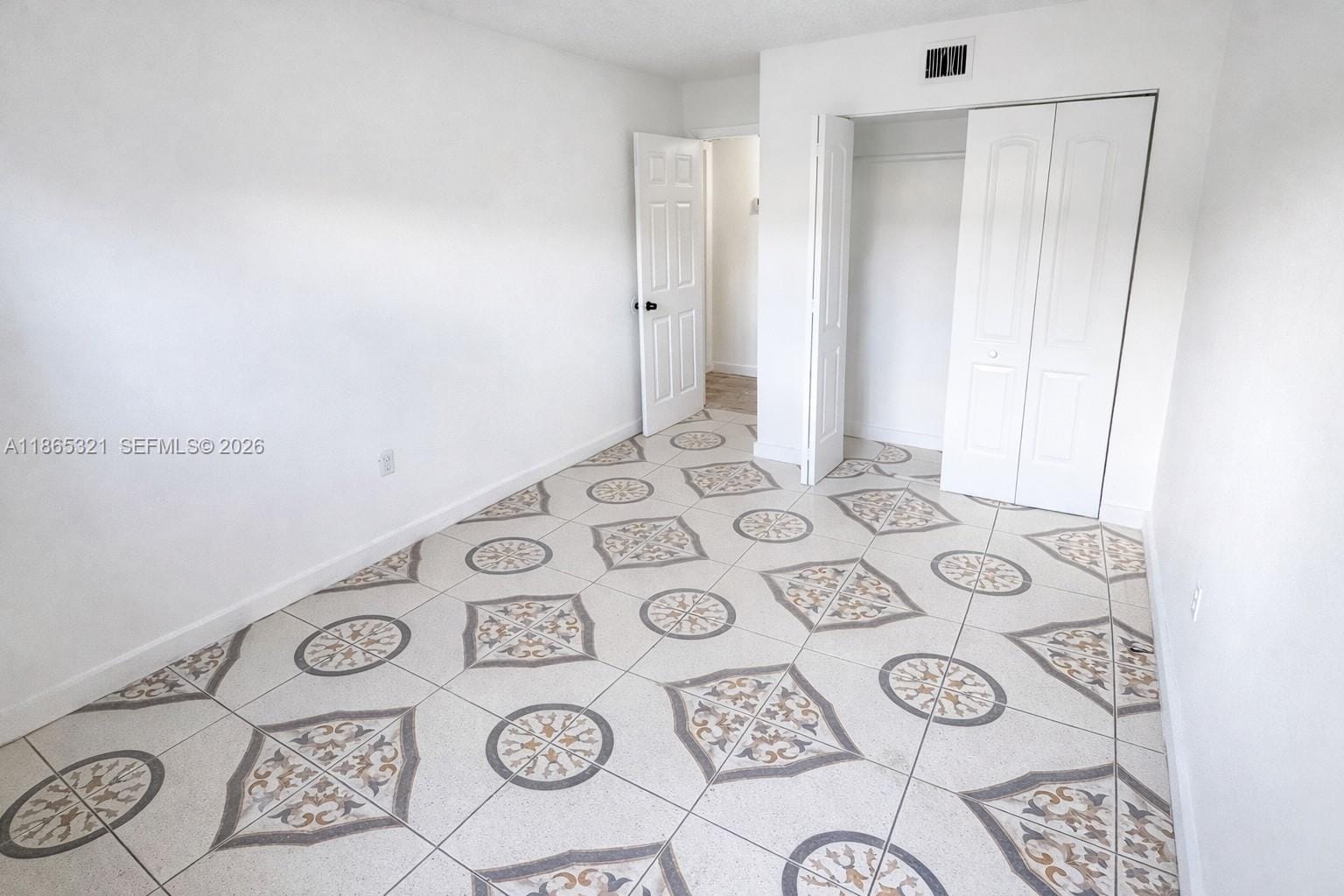 3700 NW 21st Street 109 — photo 12