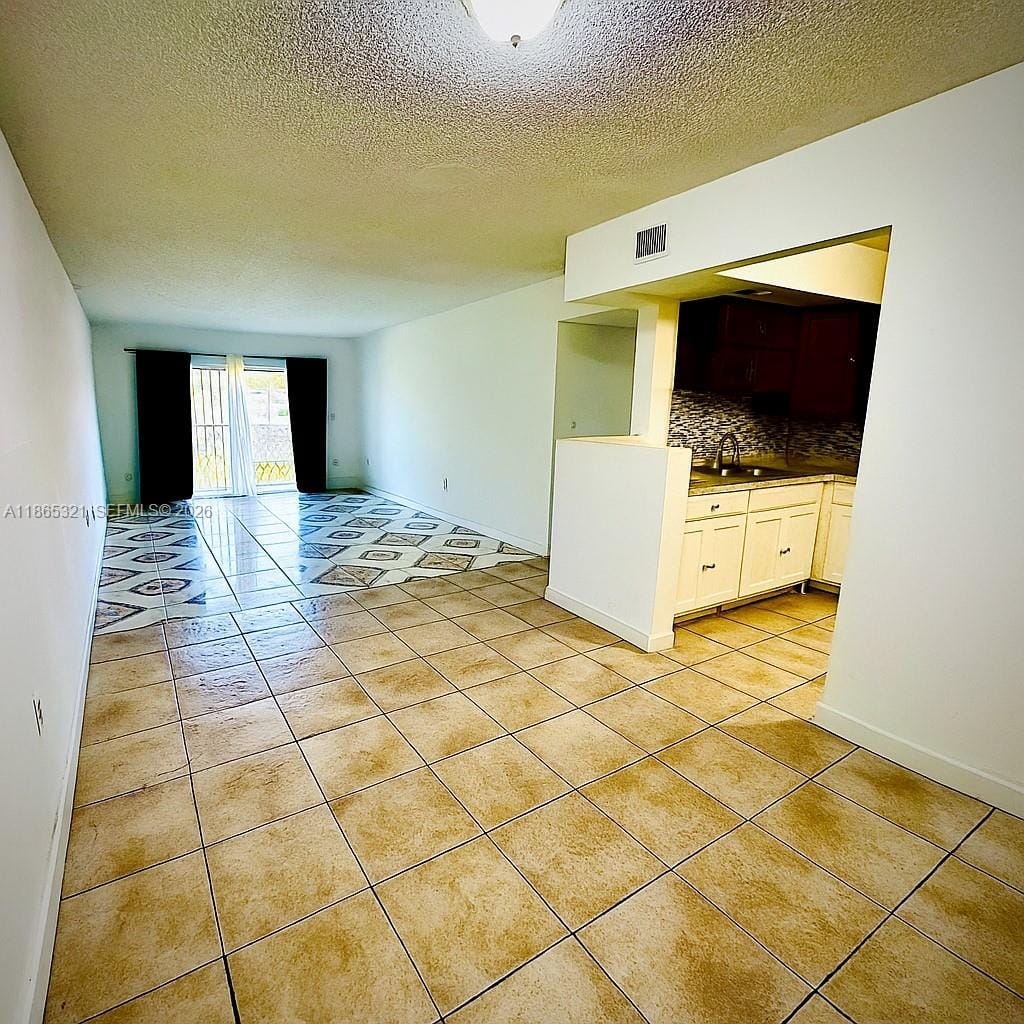 3700 NW 21st Street 109 — photo 8