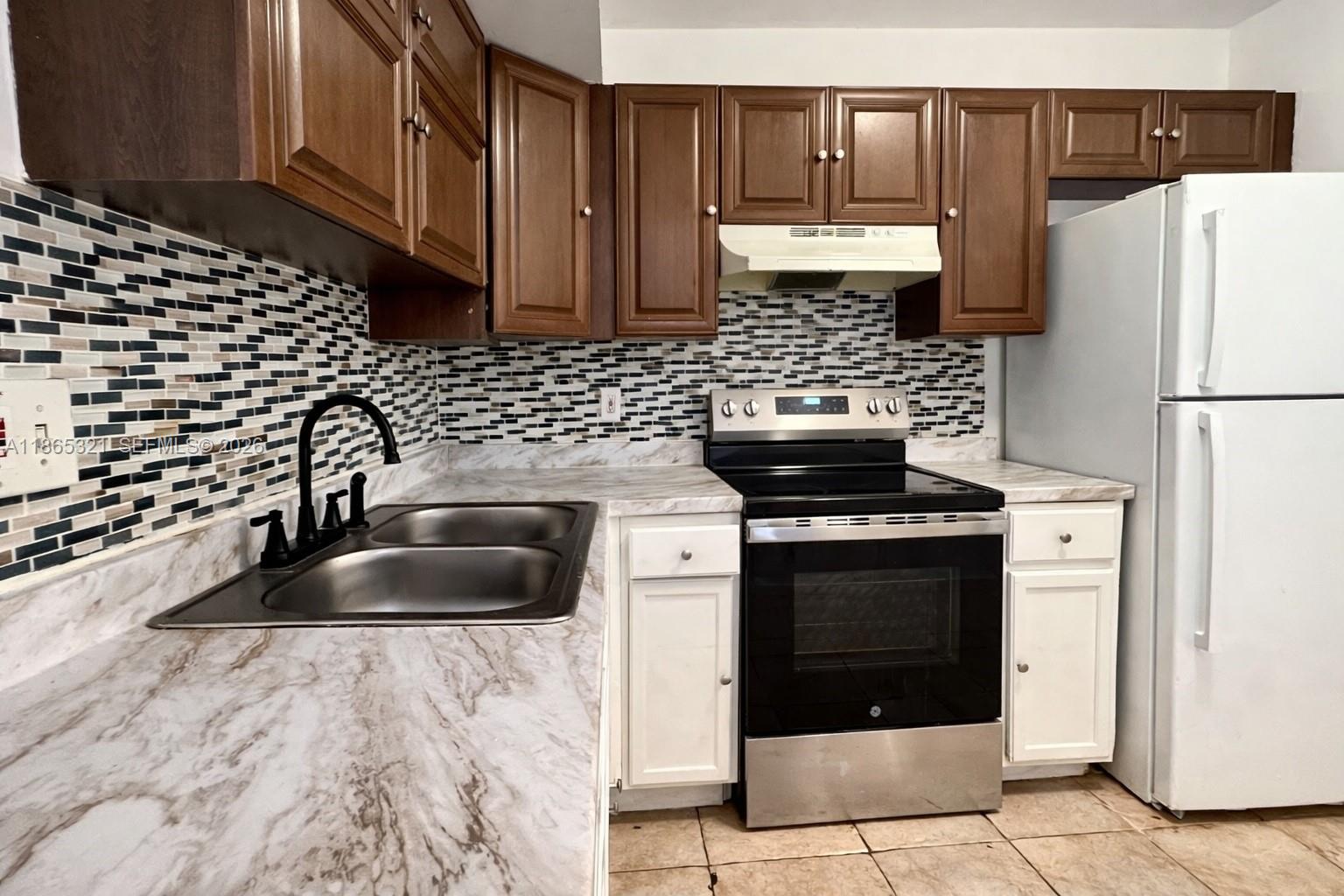 3700 NW 21st Street 109, Lauderdale Lakes, FL 33311, Lauderdale Lakes