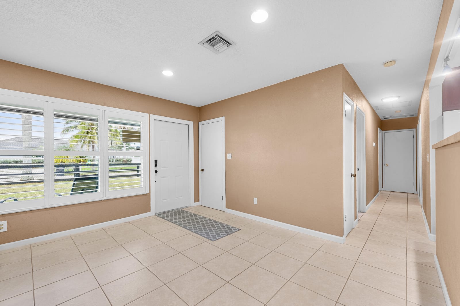 9182 Lantern Drive, Lake Worth, FL 33467 photo 15
