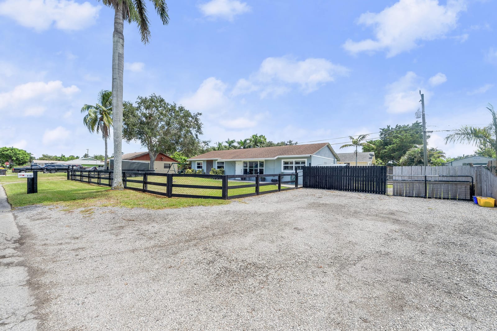 9182 Lantern Drive — photo 3
