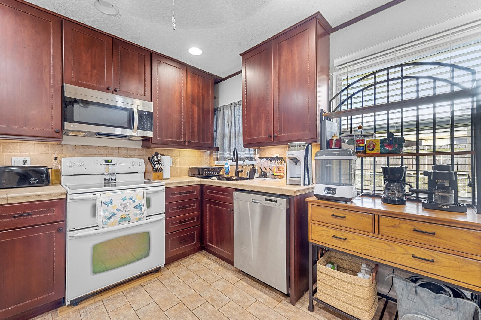 9182 Lantern Drive — photo 10