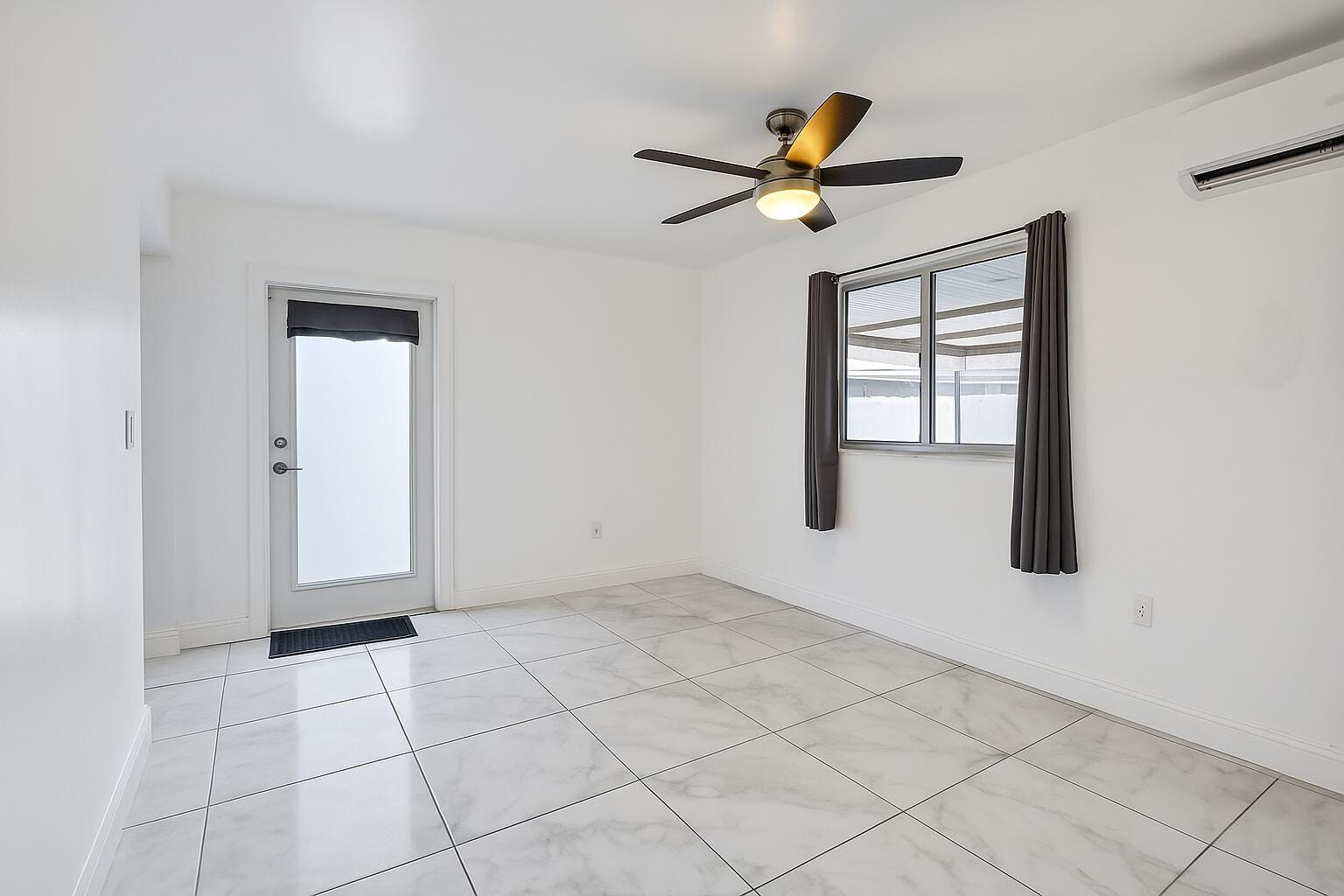 6445 Charleston Street, Hollywood, FL 33024 photo 8