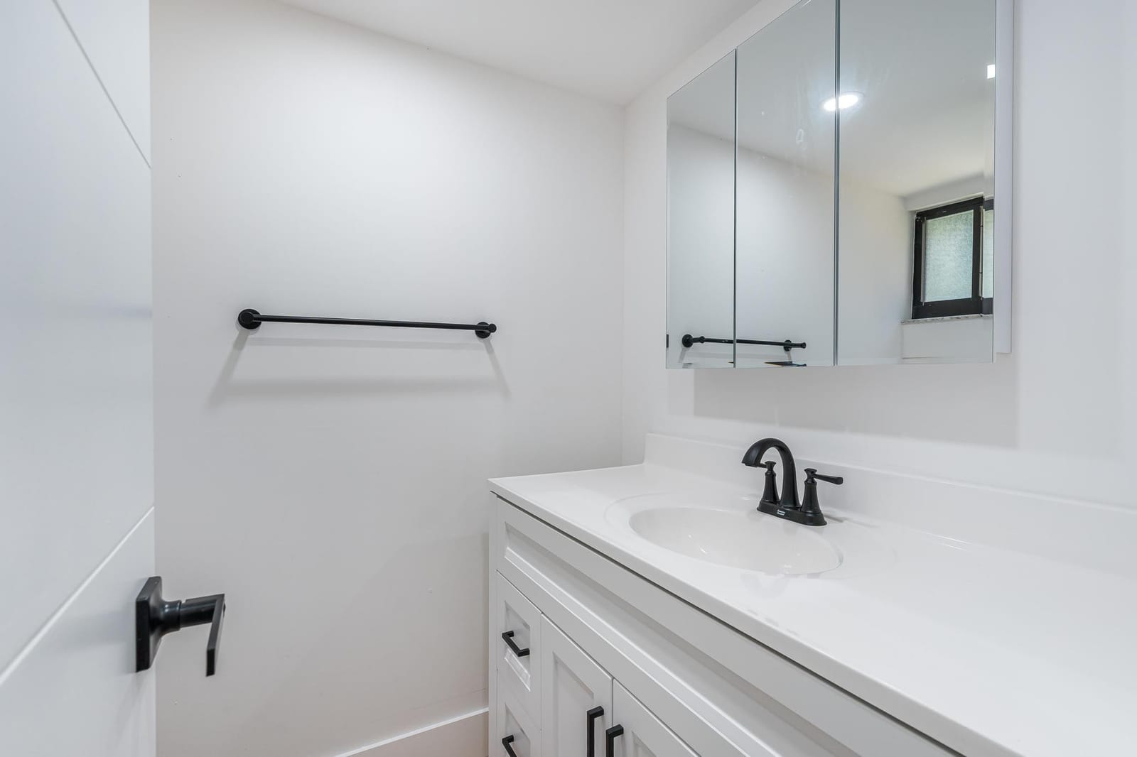 7716 Balboa Street 7716 — photo 5
